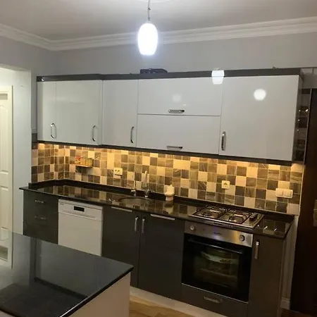 Saglam Family Apartment